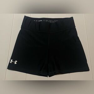 Under Armor heatgear shorts Size M